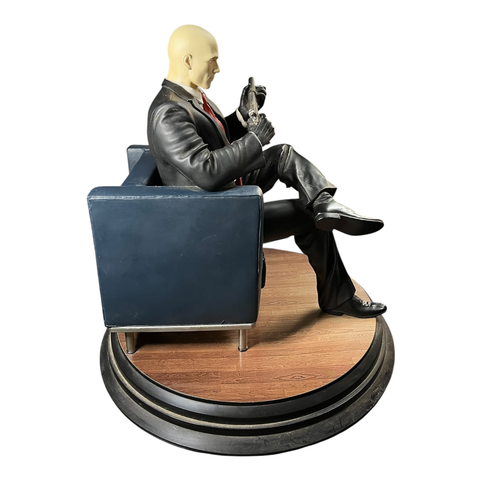 Pre-owned HITMAN Agent 47 Collector’s Chessmaster Statue Figure (2015 ...